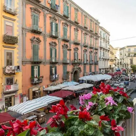 Casa Dei Vergini Historical Center Daire Napoli