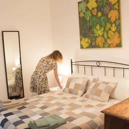 Casa Dei Vergini Historical Center Daire *